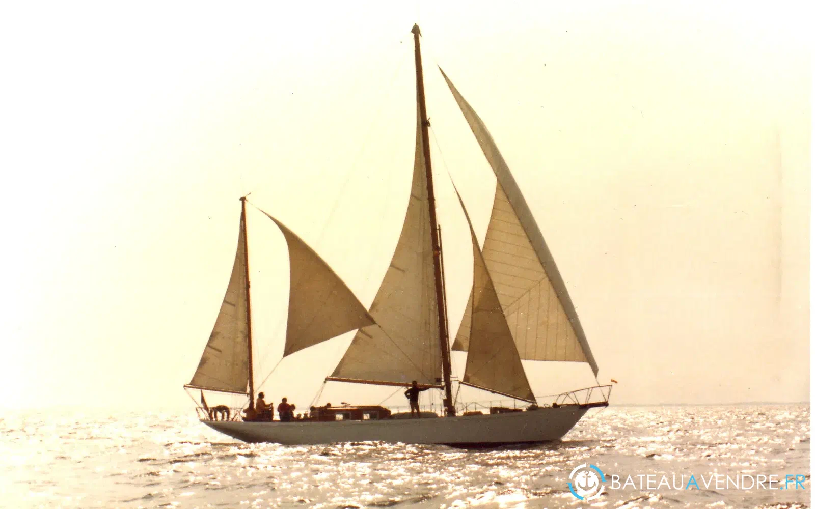 slider 0 Chantier De La Liane Yawl de course croisière de propriétaire