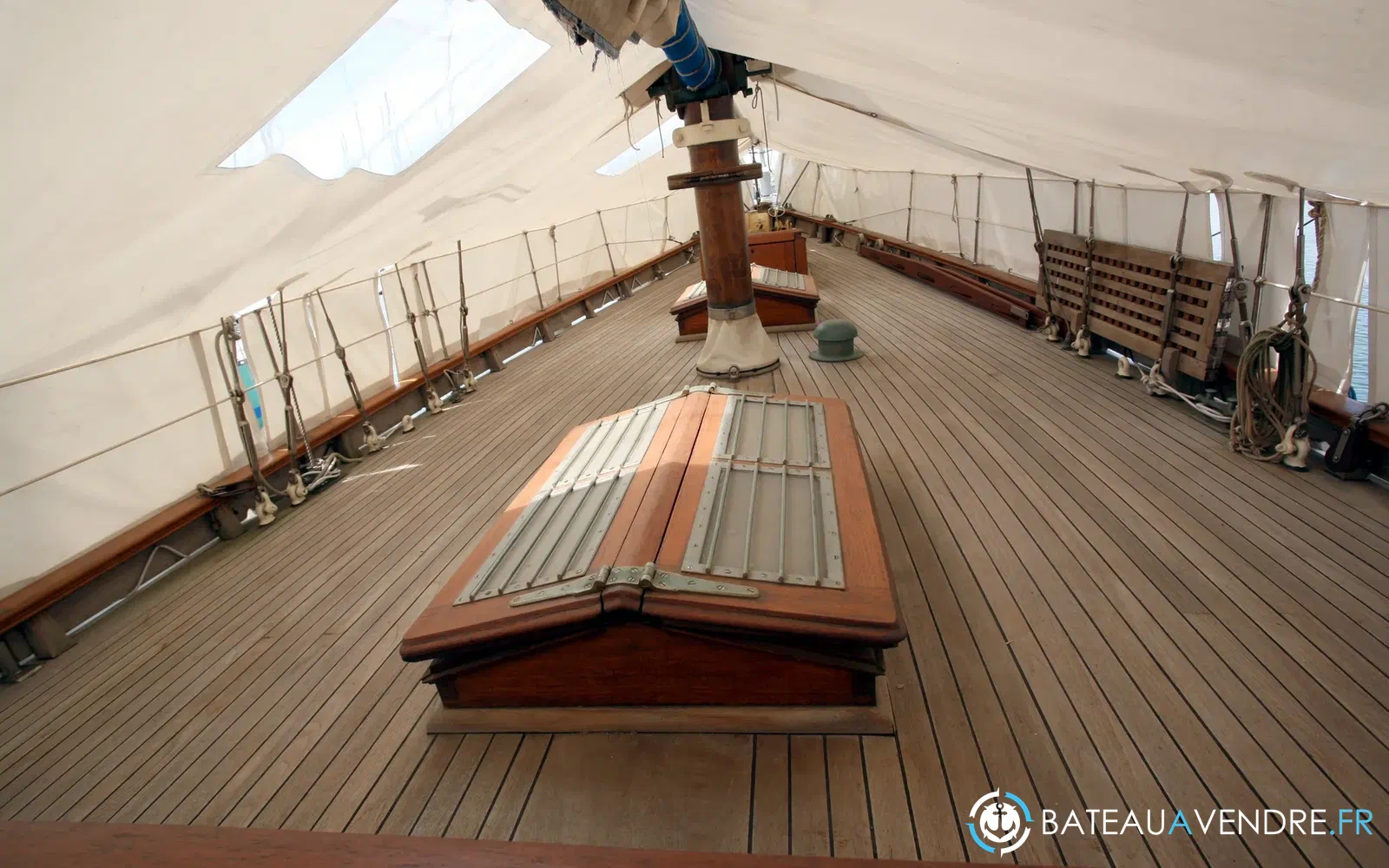 slider 23 Chantier De La Liane Yawl de course croisière de propriétaire
