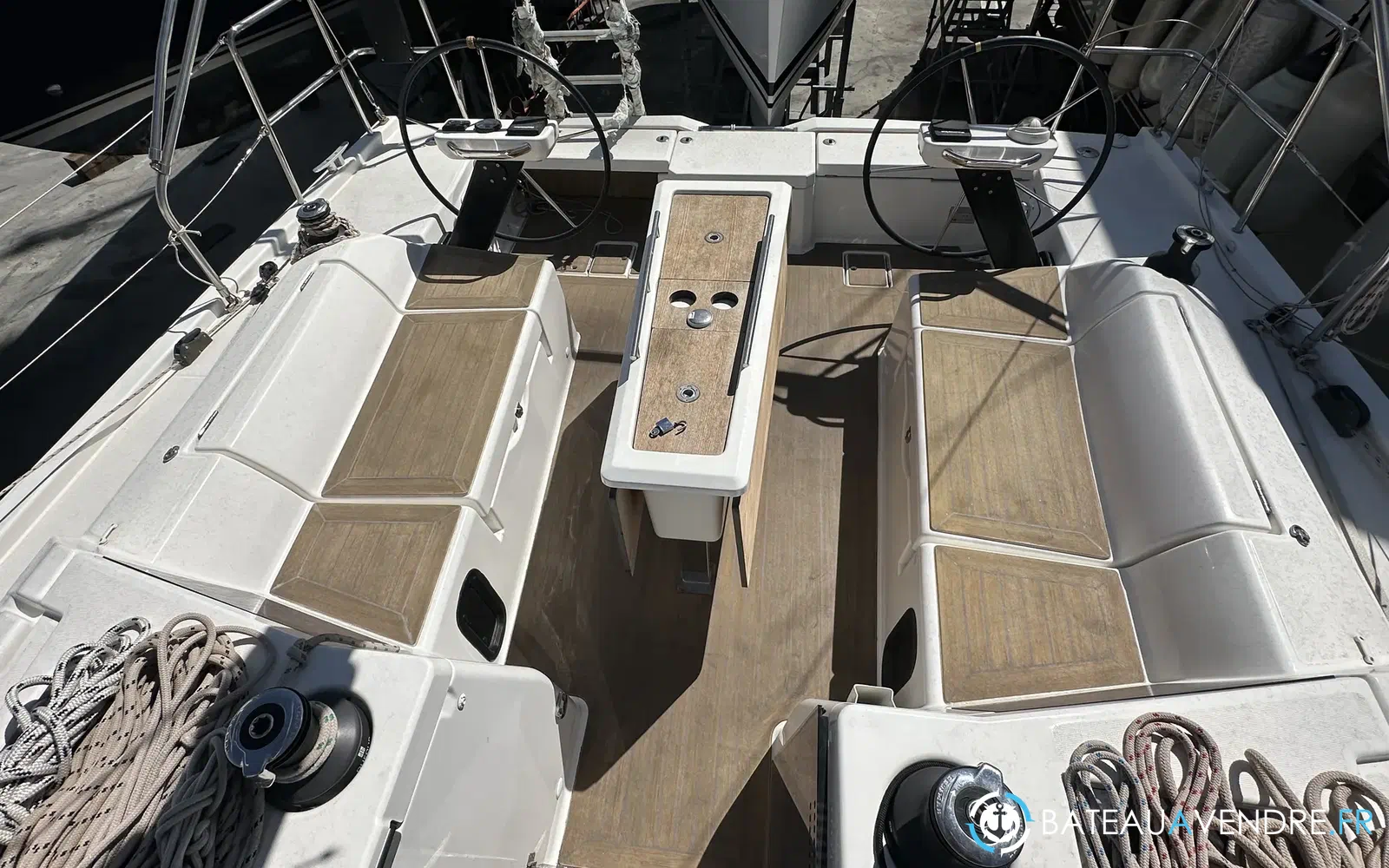 slider 11 Dufour 390