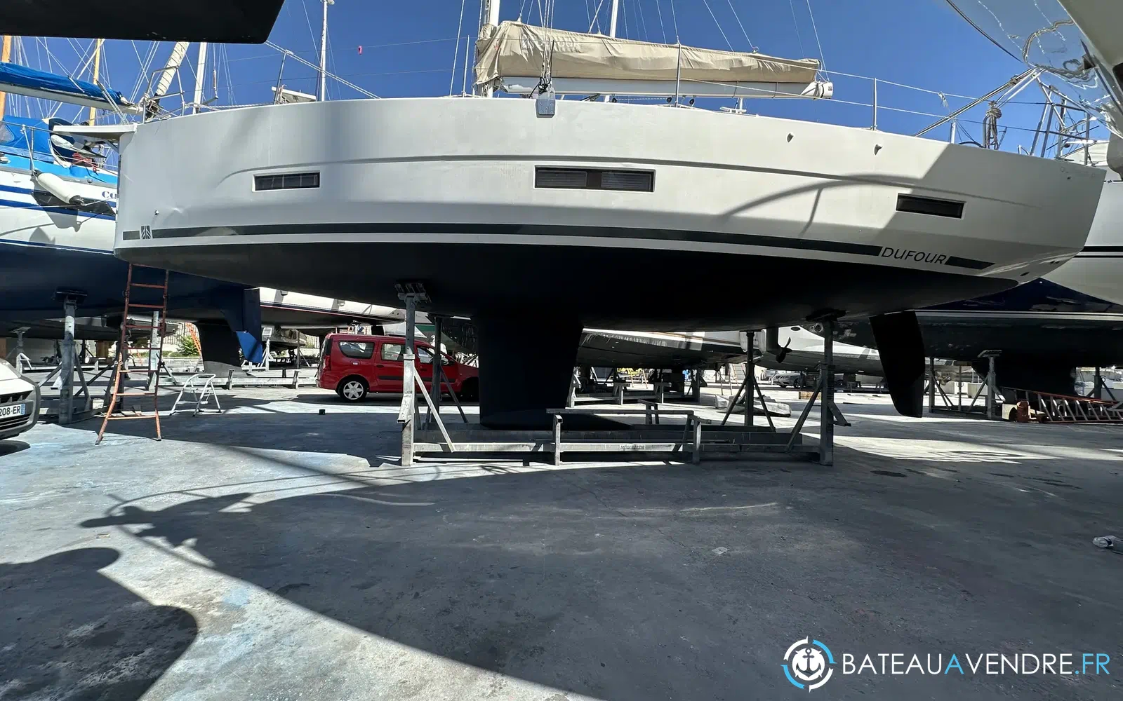 slider 1 Dufour 390