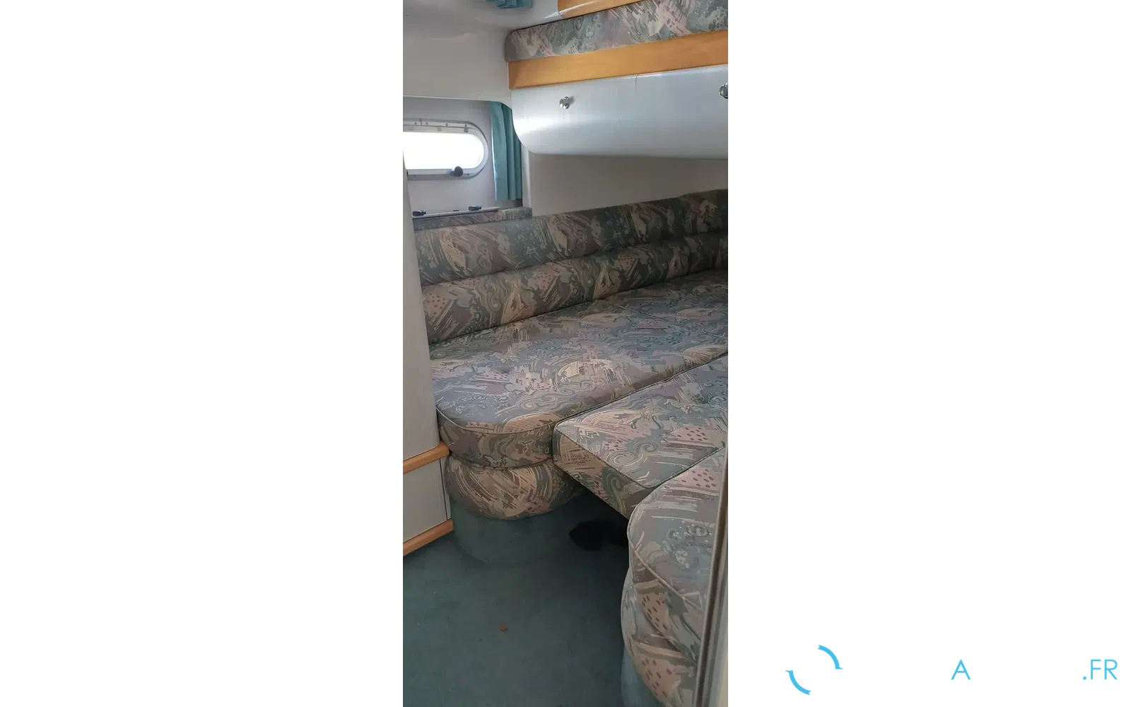 slider 11 Sealine 420
