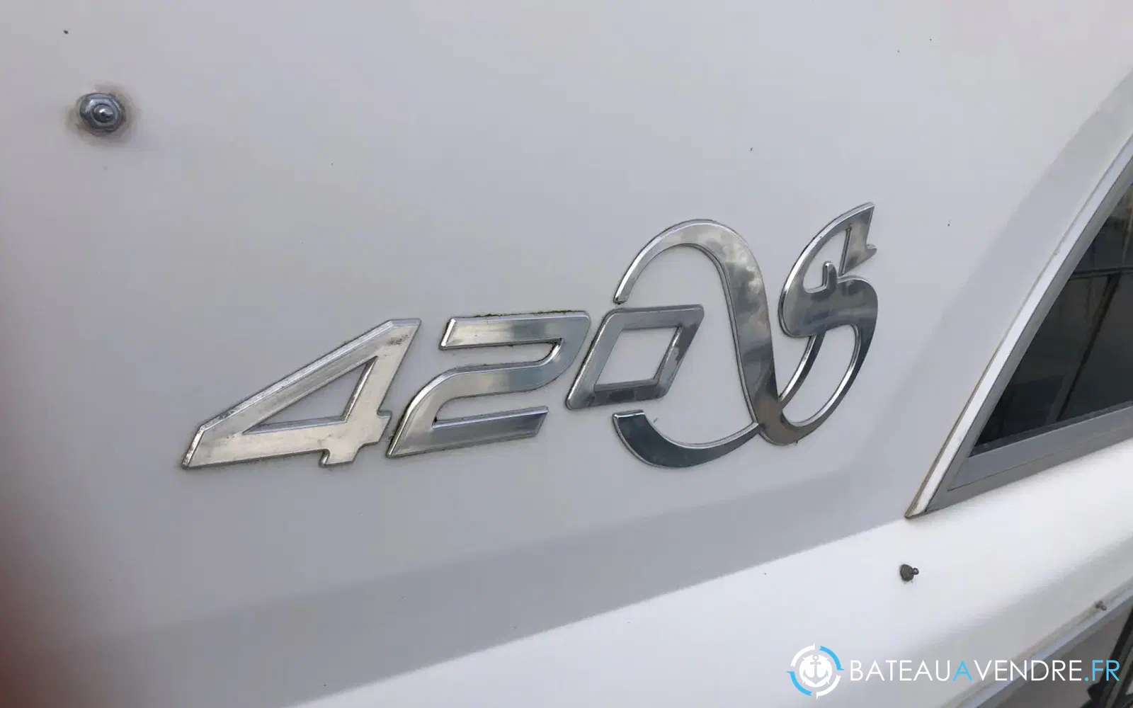 slider 1 Sealine 420