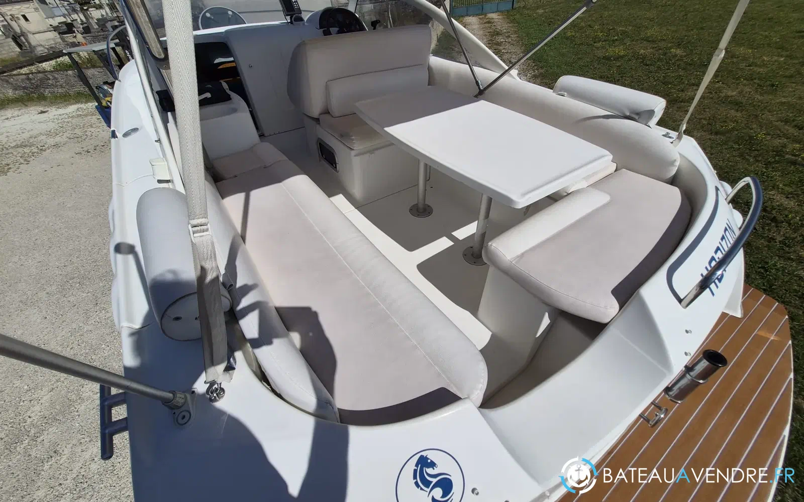 slider 2 Beneteau Flyer 780