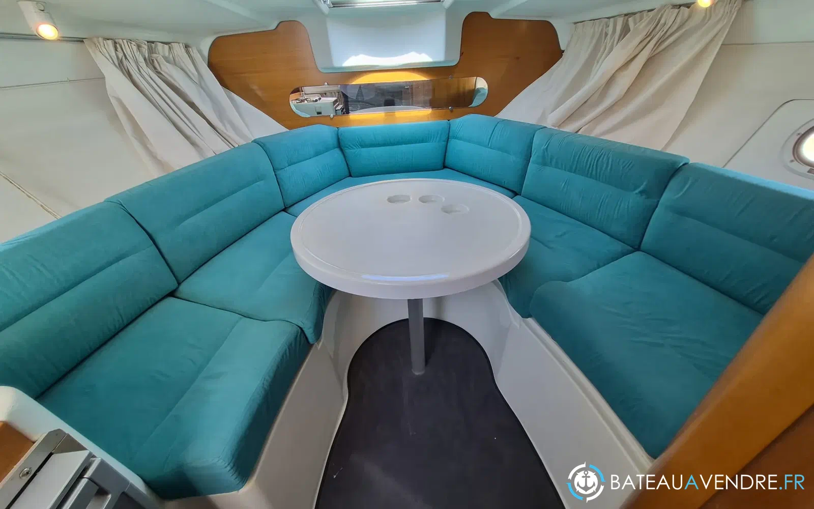 slider 8 Beneteau Flyer 780