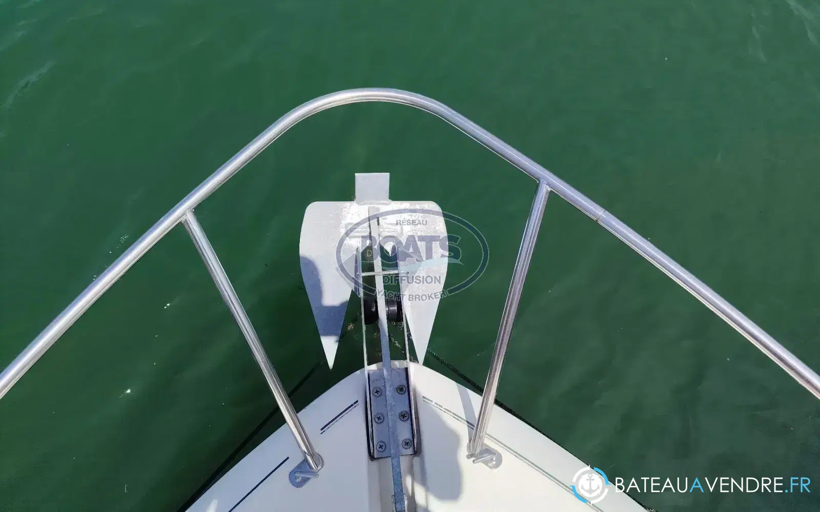 slider 13 Jeanneau Leader 705
