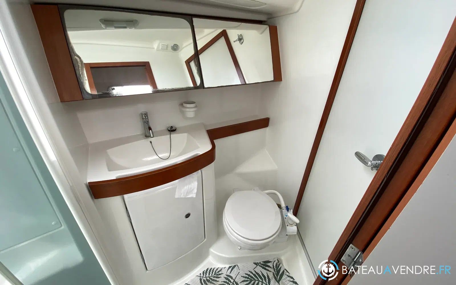 slider 9 Beneteau Oceanis 40