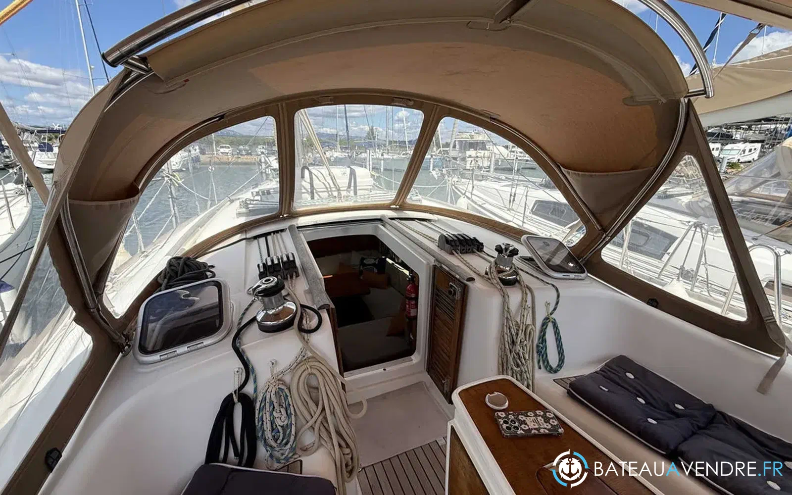 slider 34 Beneteau Oceanis 40