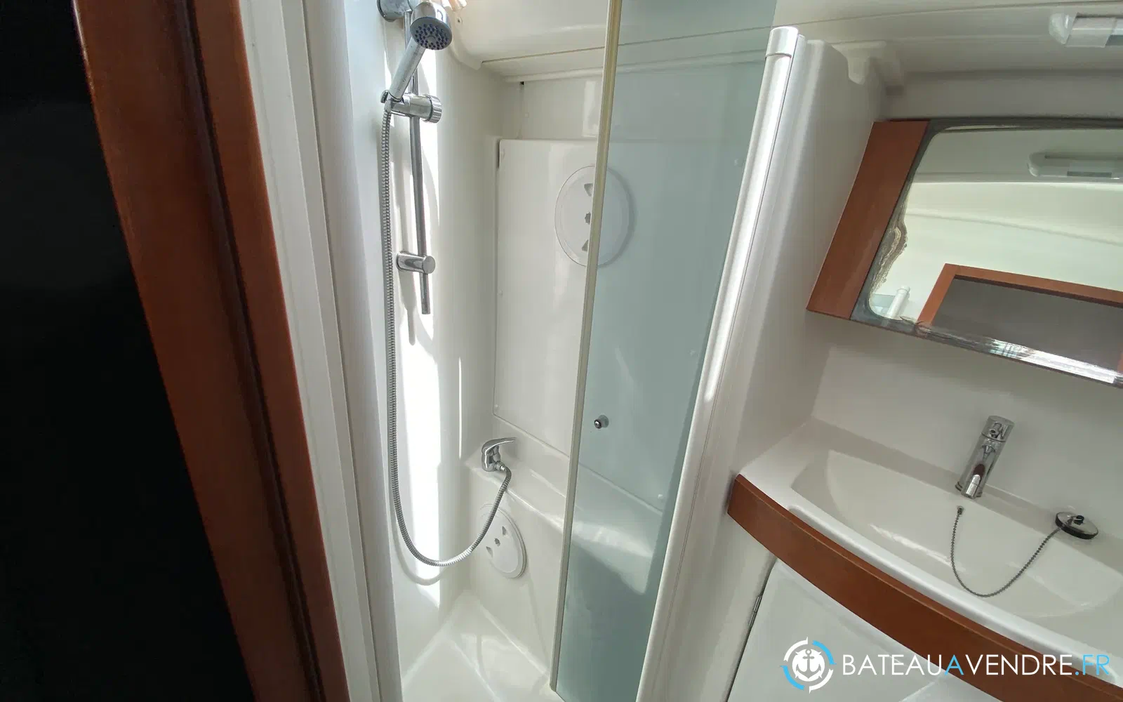 slider 10 Beneteau Oceanis 40