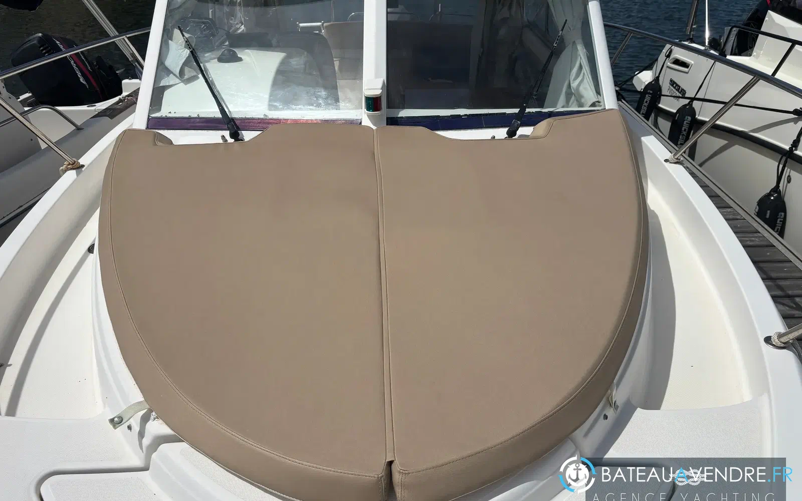 slider 25 Jeanneau Merry Fisher 725