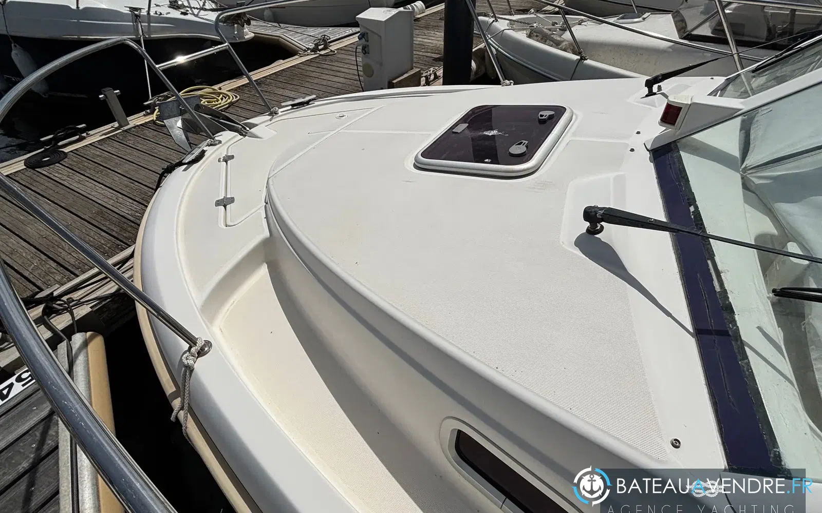slider 27 Jeanneau Merry Fisher 725