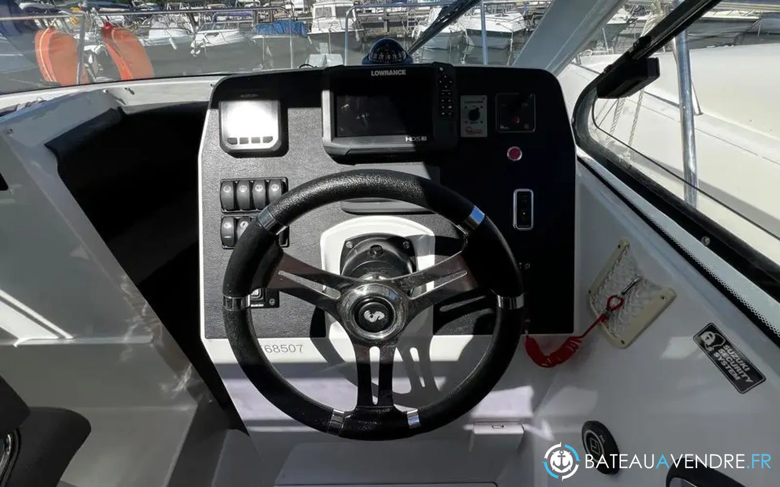 slider 10 Beneteau Antares 8