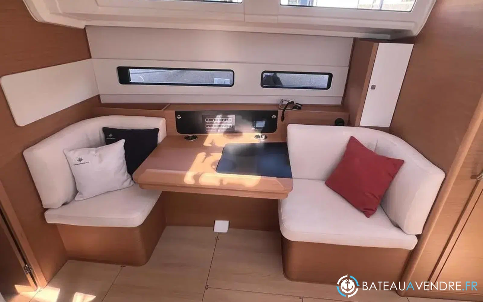 slider 10 Jeanneau Sun Odyssey 415
