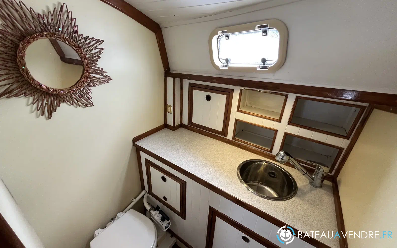 slider 3 Freedom Yachts Freedom 35