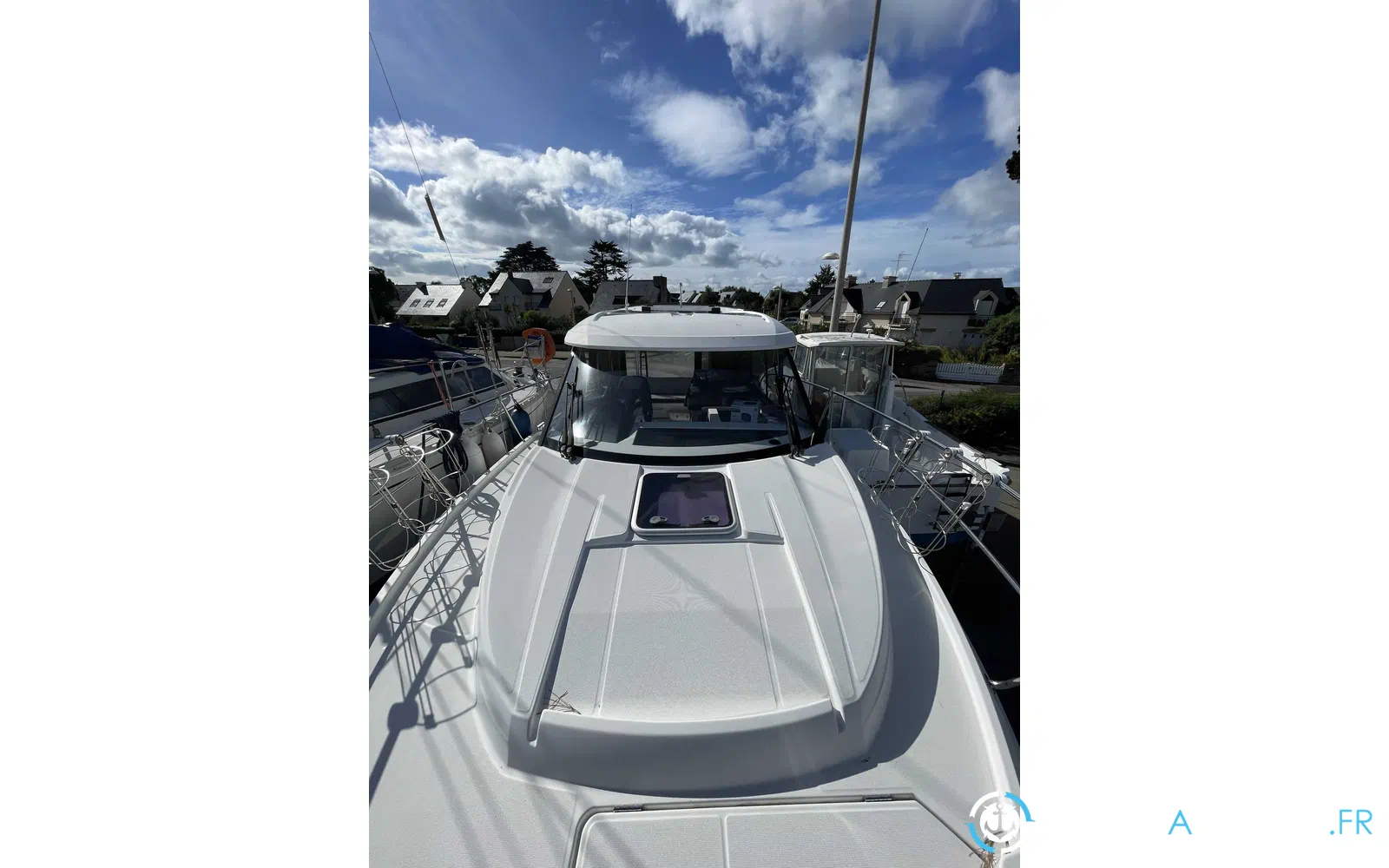 slider 3 Jeanneau Merry Fisher 895