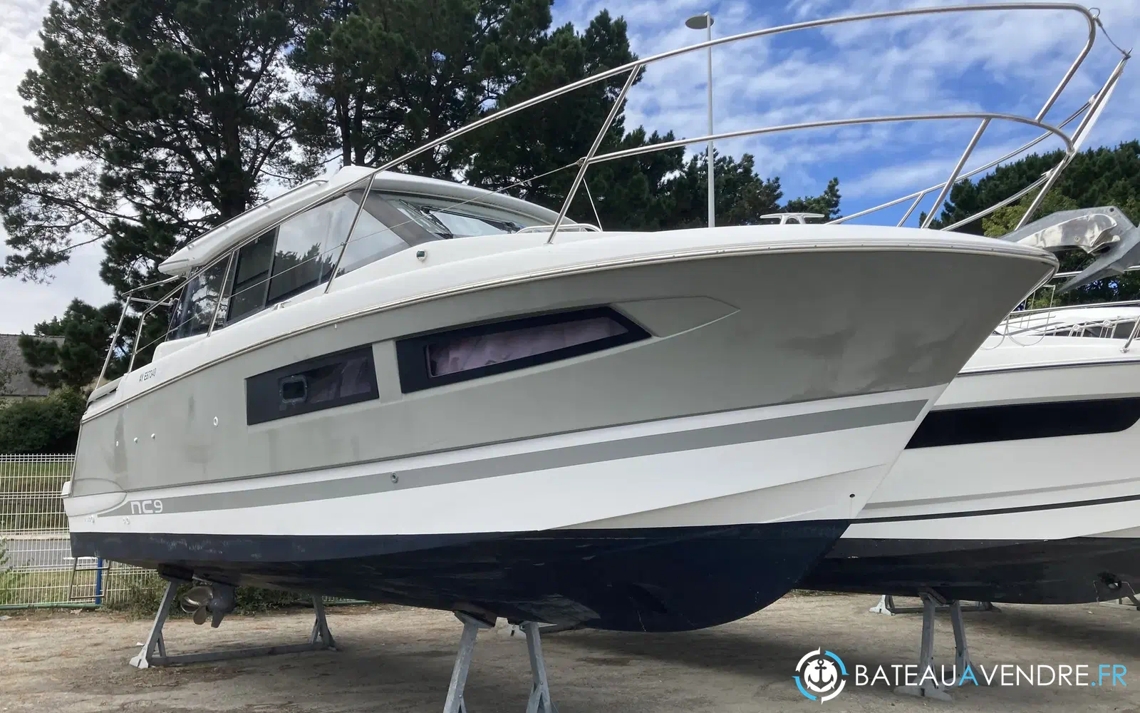 slider 0 Jeanneau NC 9