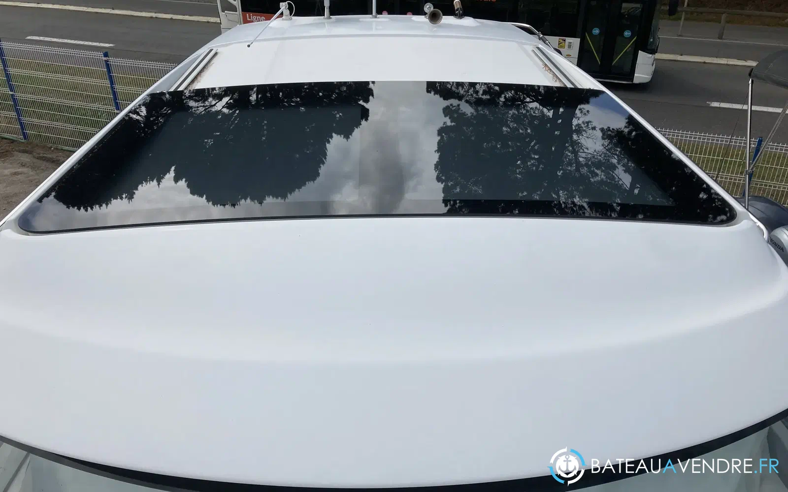 slider 4 Jeanneau NC 9
