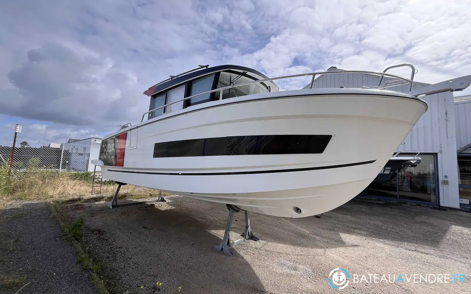 slider 0 Jeanneau Merry Fisher 895 Sport