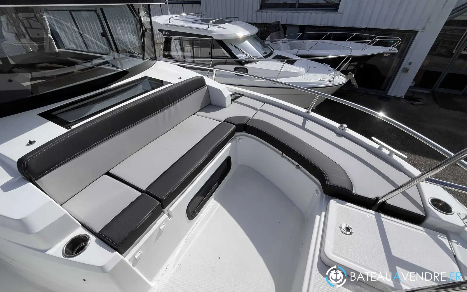 slider 3 Jeanneau Merry Fisher 895 Sport
