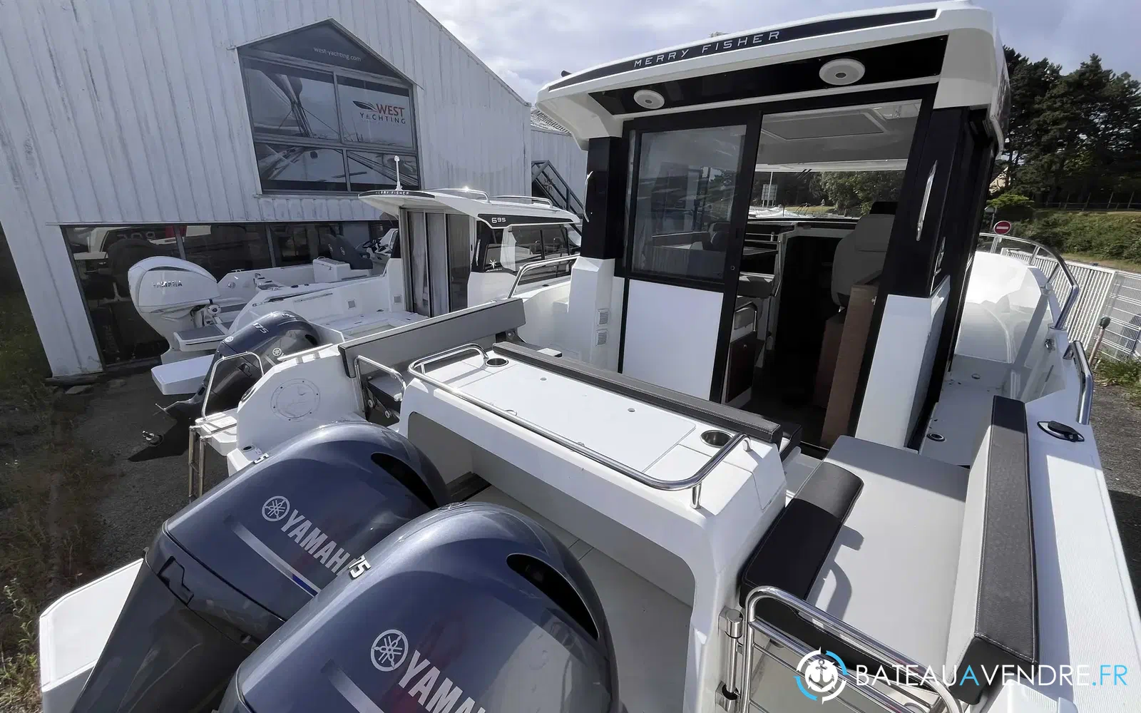 slider 7 Jeanneau Merry Fisher 895 Sport