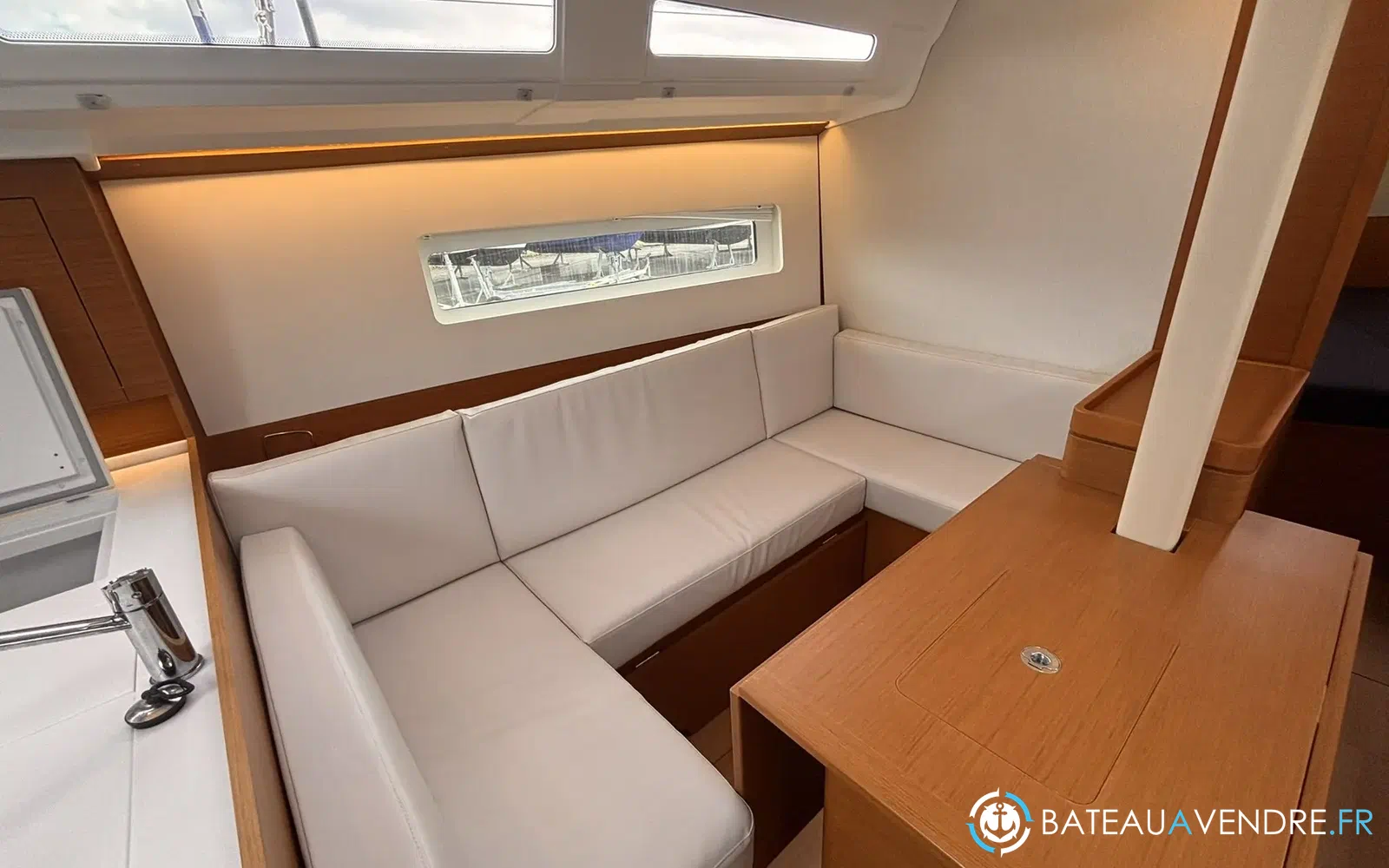 slider 12 Jeanneau Sun Odyssey 380