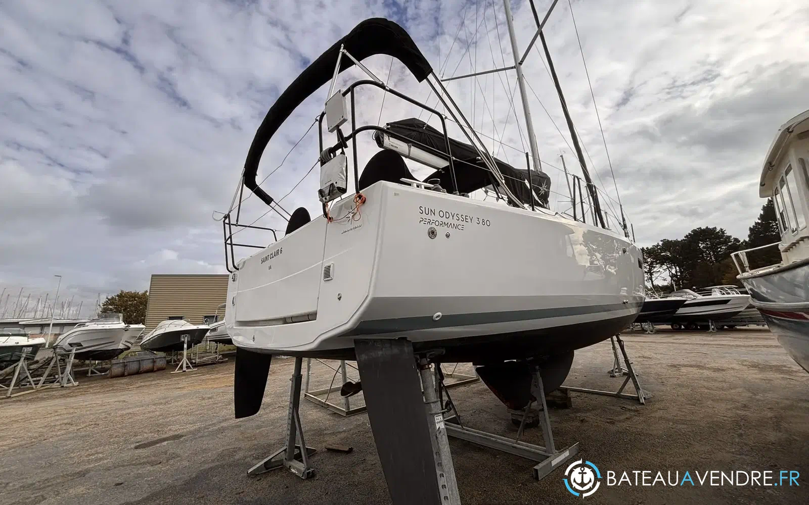 slider 2 Jeanneau Sun Odyssey 380