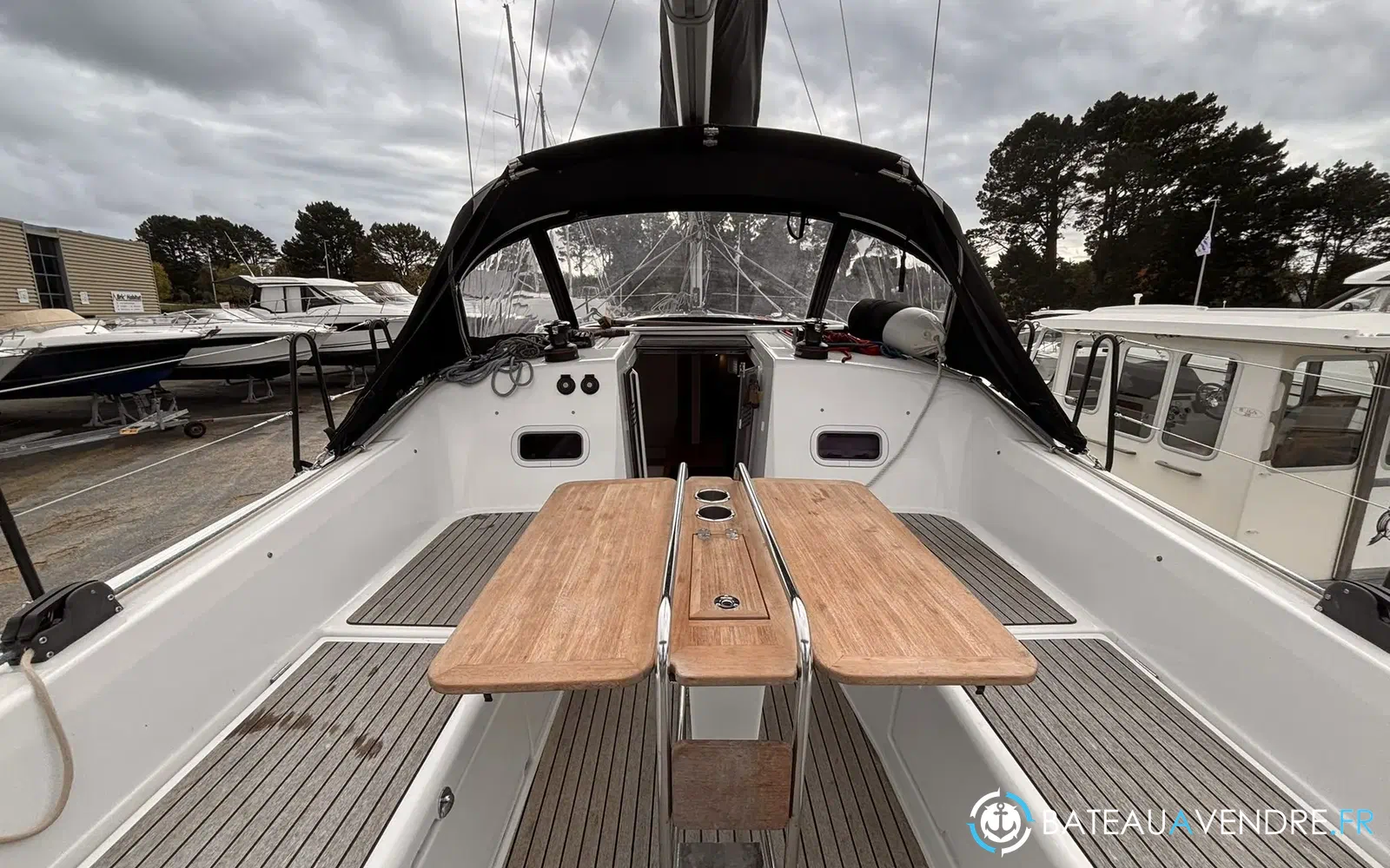 slider 4 Jeanneau Sun Odyssey 380