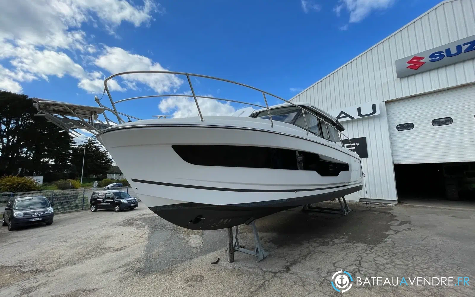 slider 1 Jeanneau Merry Fisher 1095 coupé