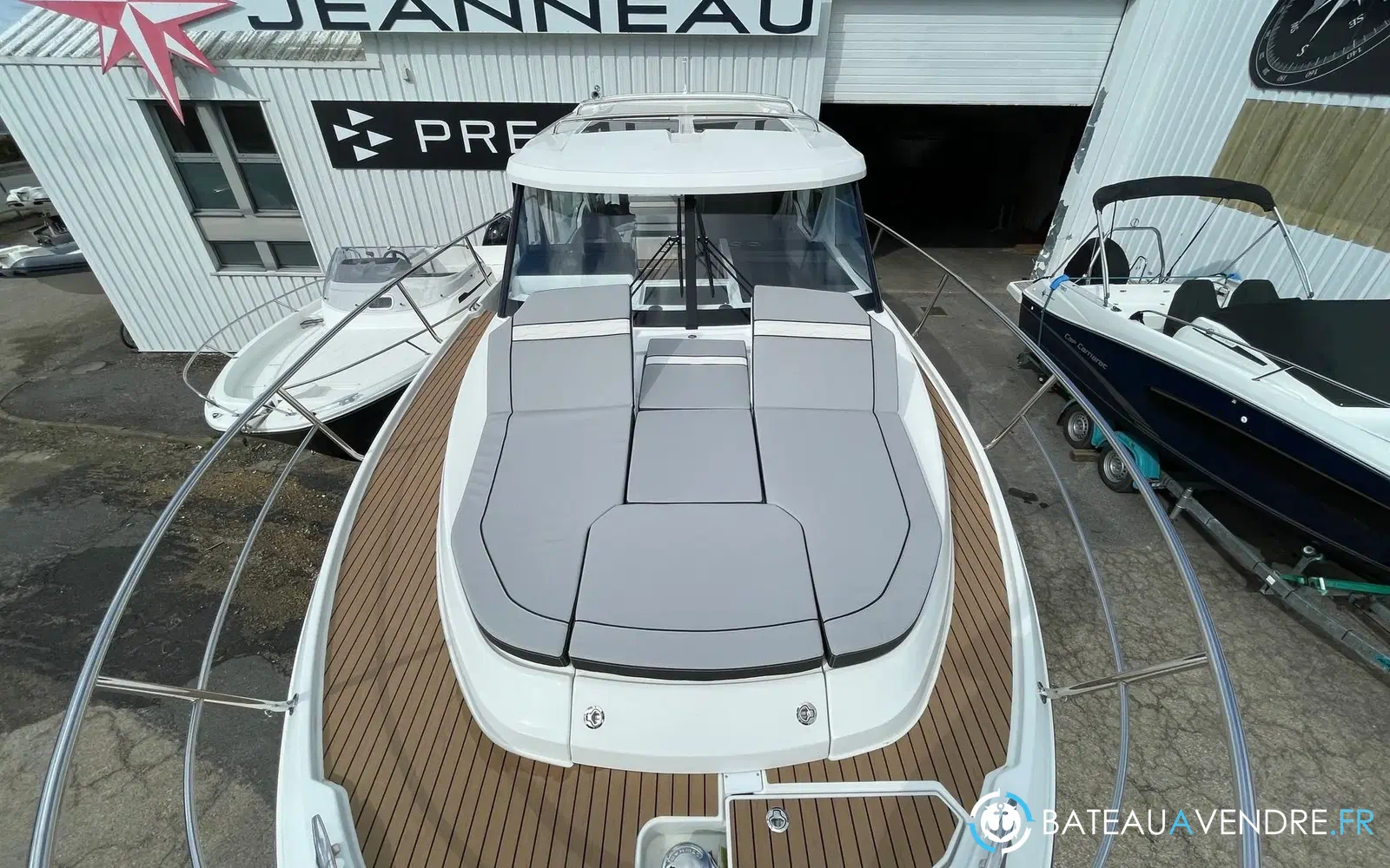 slider 5 Jeanneau Merry Fisher 1095 coupé