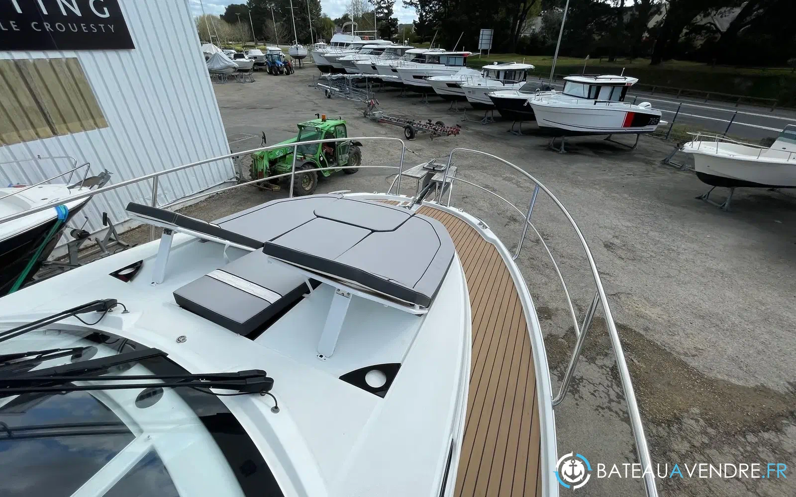 slider 6 Jeanneau Merry Fisher 1095 coupé