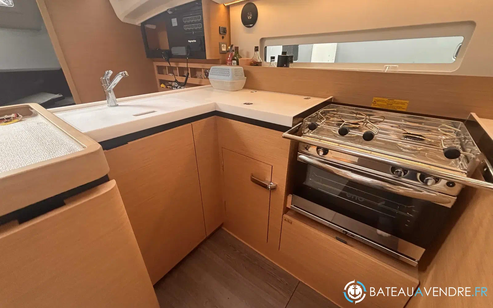 slider 12 Jeanneau Sun Odyssey 410