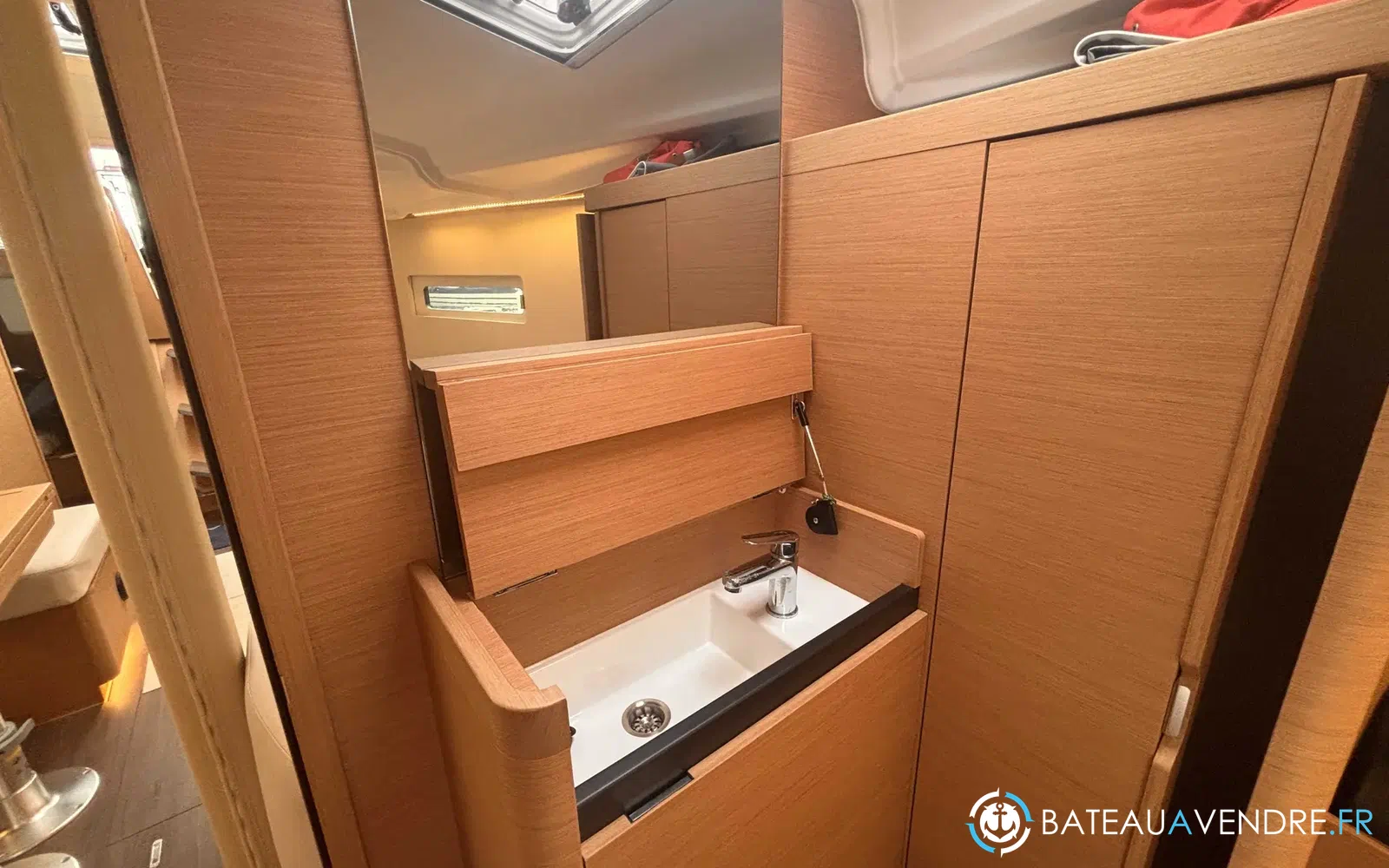 slider 17 Jeanneau Sun Odyssey 410