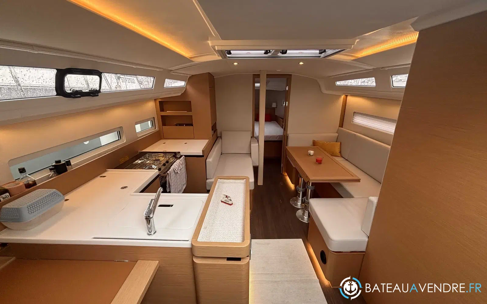 slider 7 Jeanneau Sun Odyssey 410