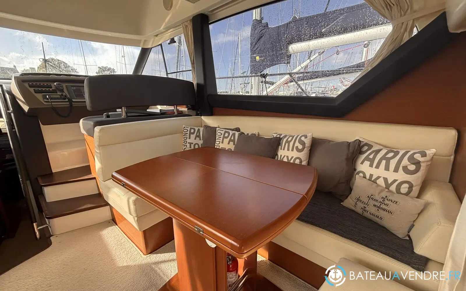 slider 13 Prestige Yachts 400 Fly