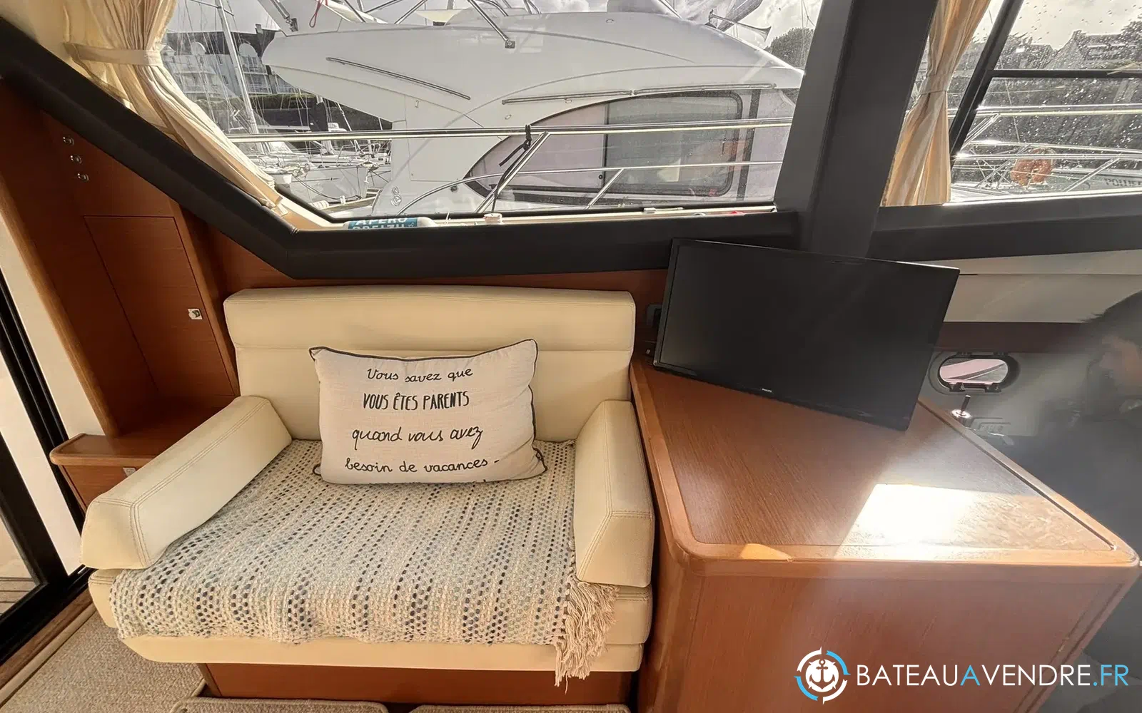 slider 15 Prestige Yachts 400 Fly