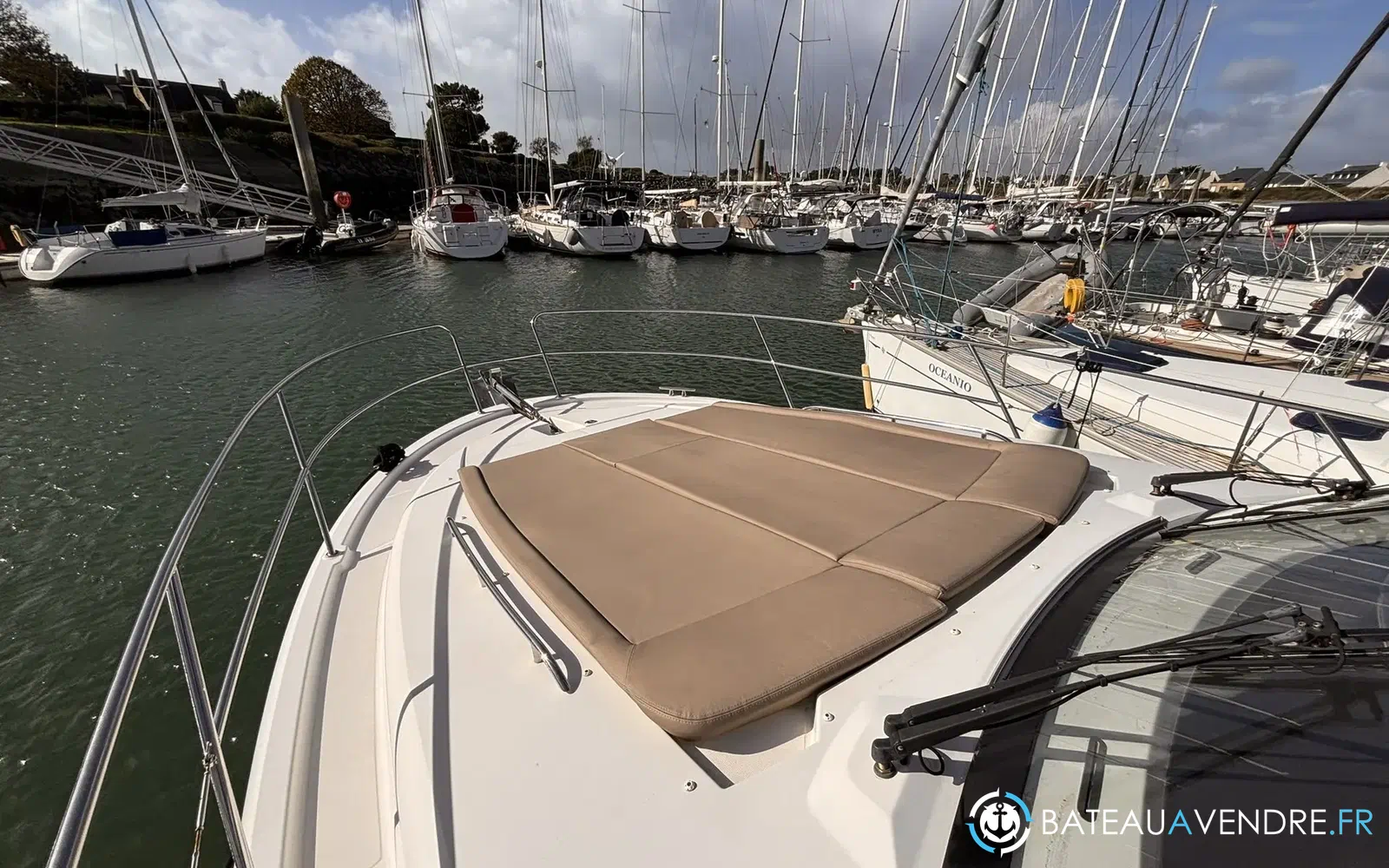 slider 6 Prestige Yachts 400 Fly