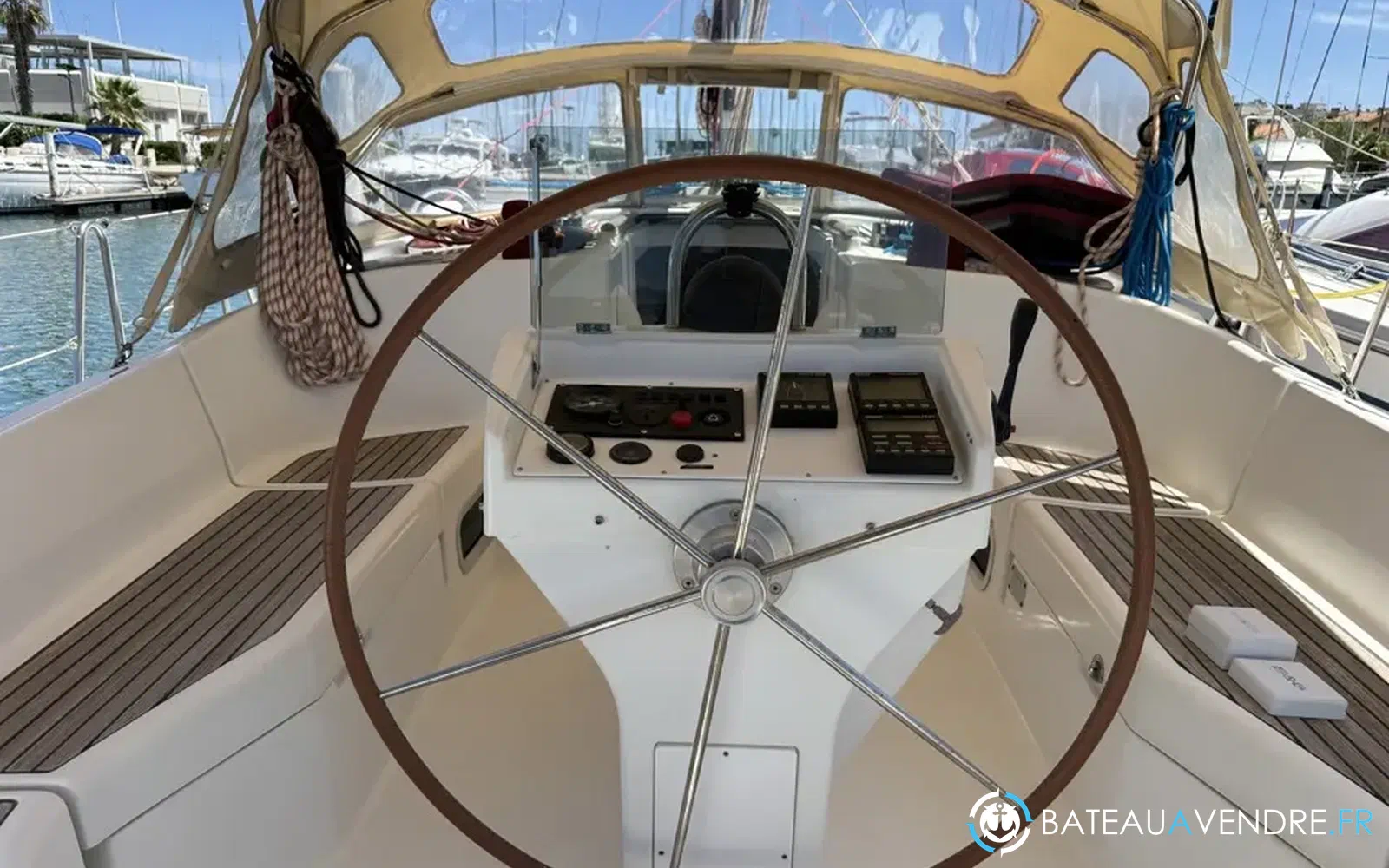 slider 7 Beneteau Oceanis 411