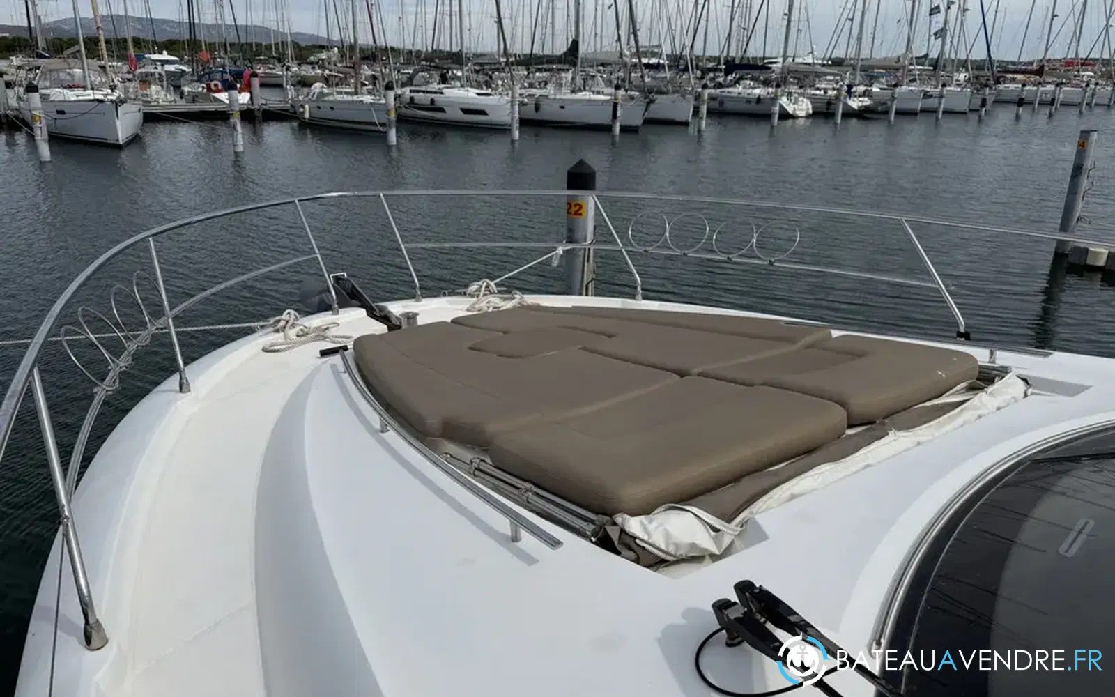slider 16 Prestige Yachts 500 Fly