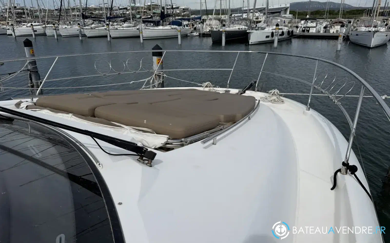 slider 17 Prestige Yachts 500 Fly
