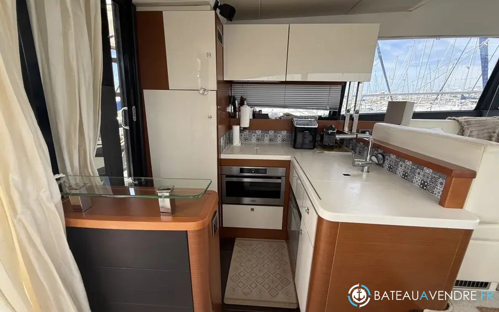 slider 24 Prestige Yachts 500 Fly