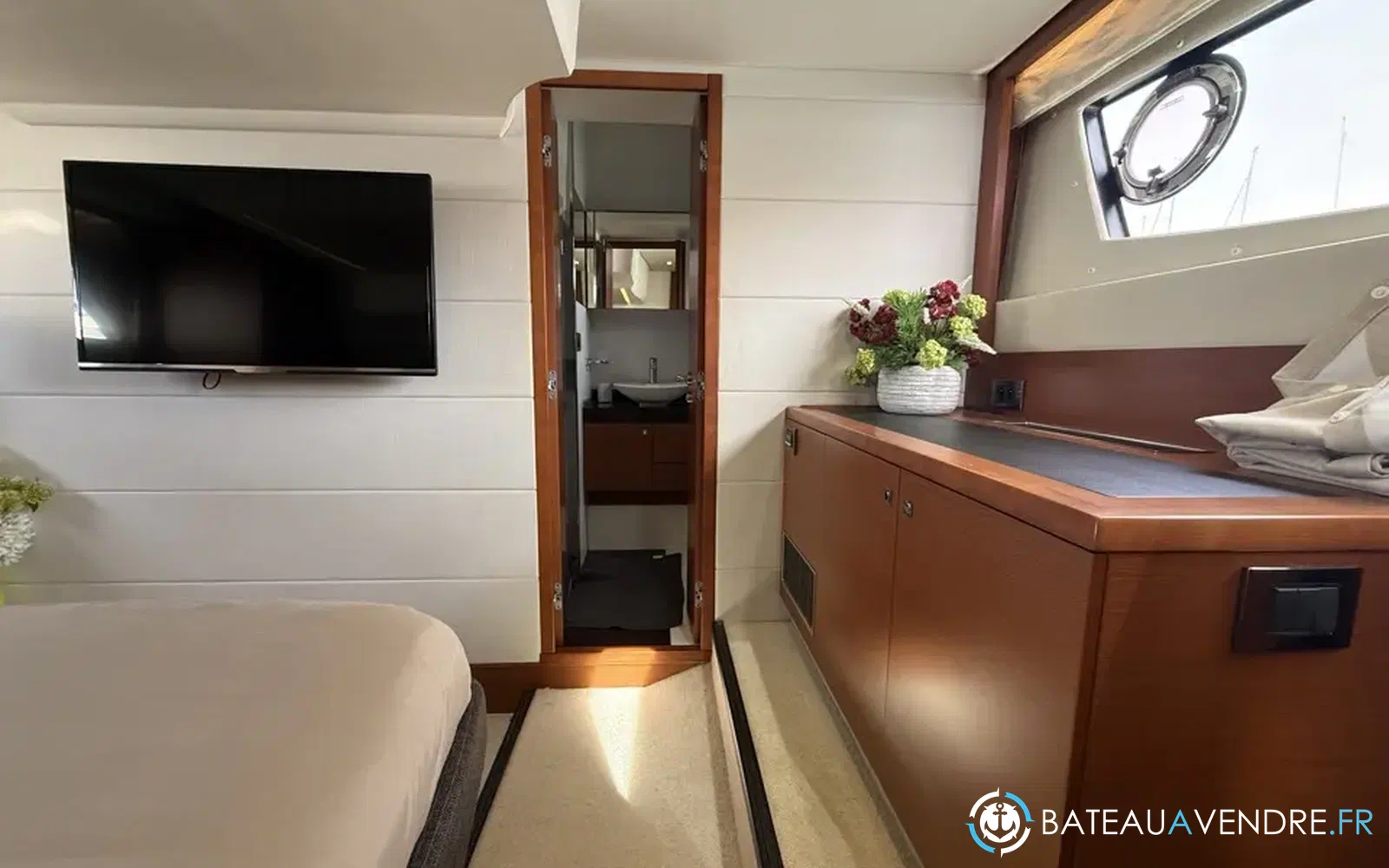 slider 34 Prestige Yachts 500 Fly