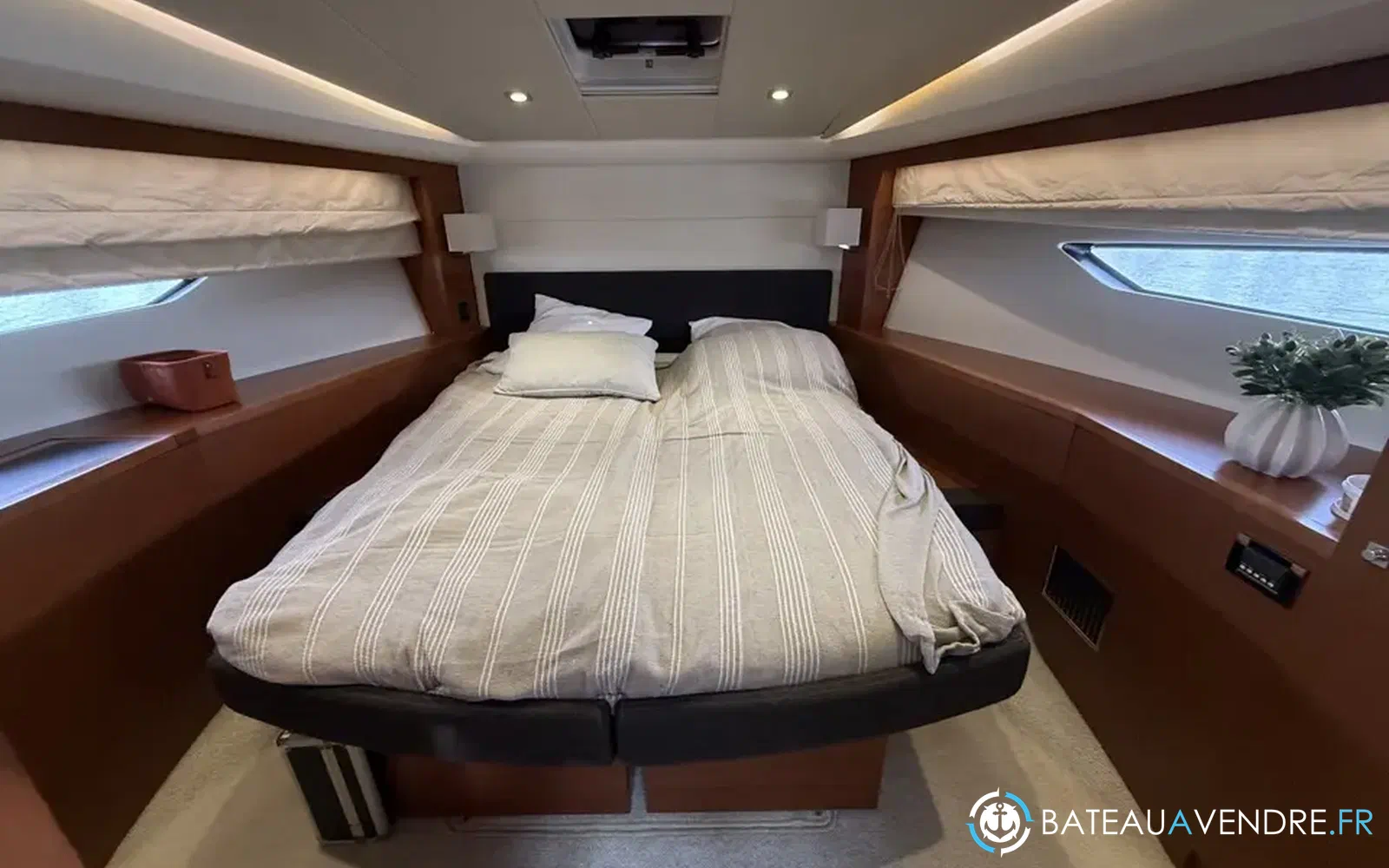 slider 38 Prestige Yachts 500 Fly