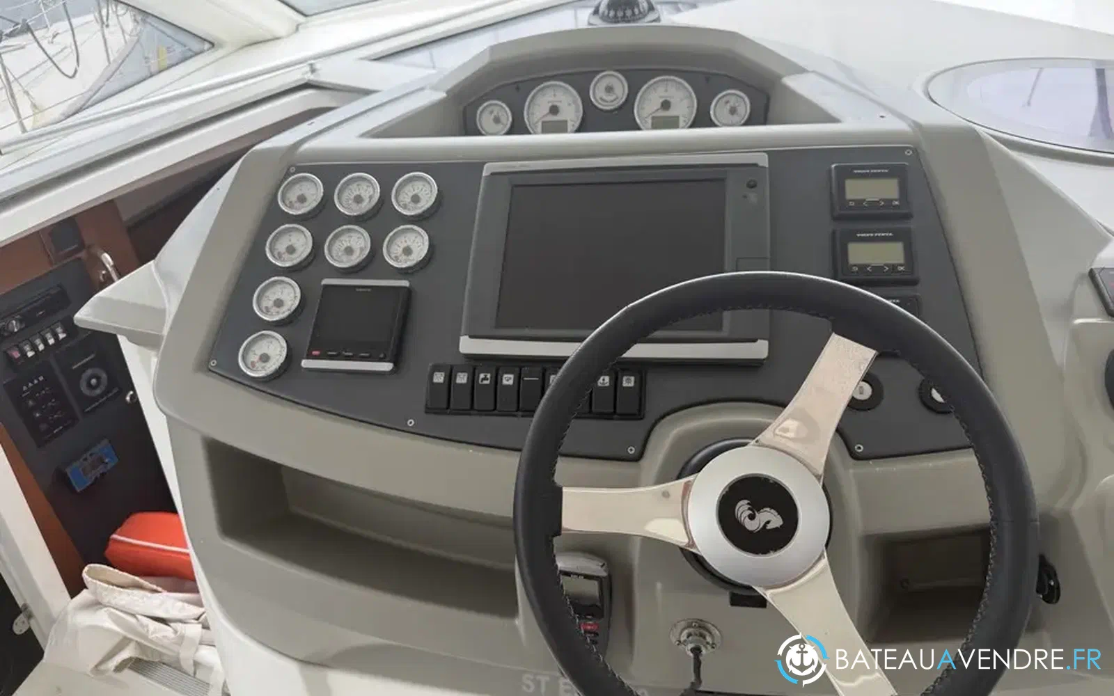 slider 17 Beneteau Gran Turismo 38