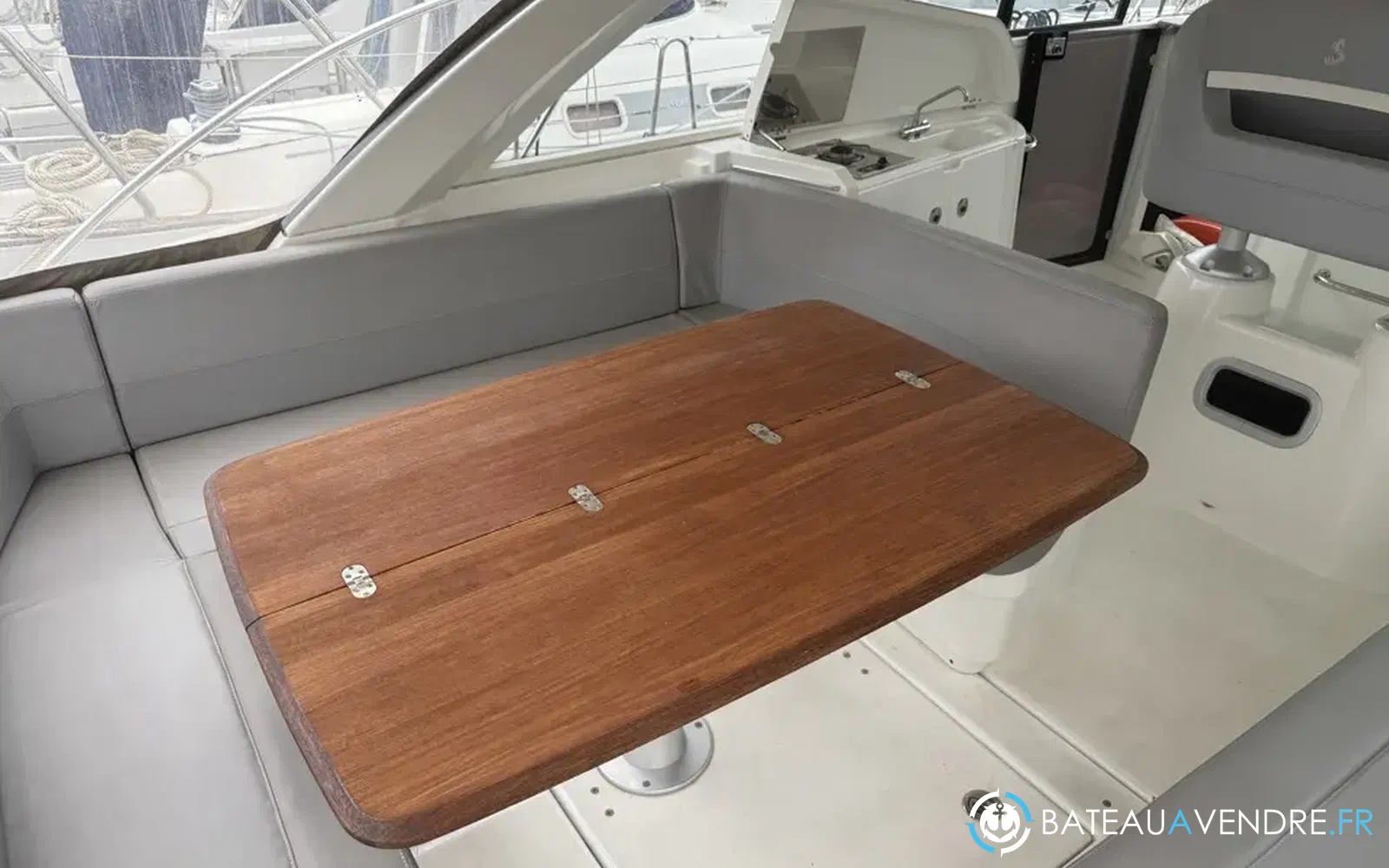 slider 8 Beneteau Gran Turismo 38