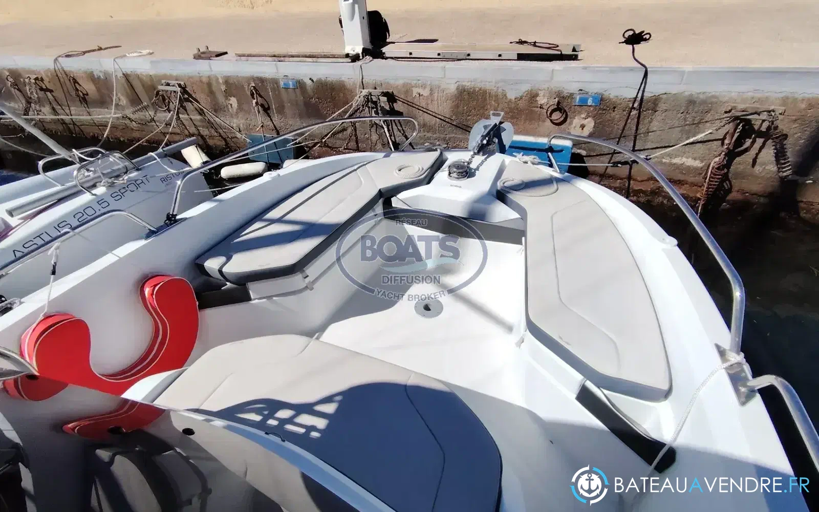 slider 12 Beneteau Flyer 6.6