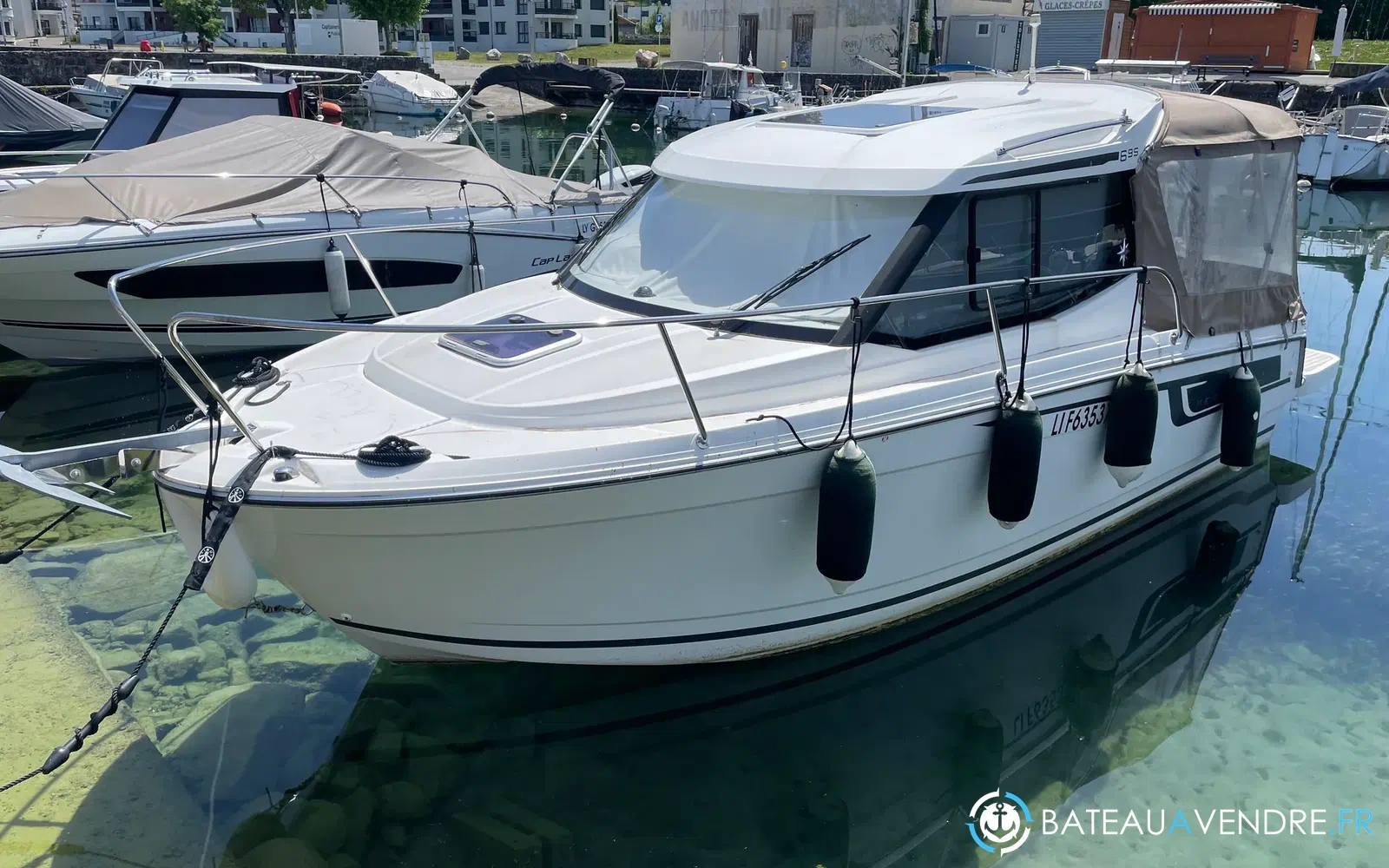 slider 2 Jeanneau Merry Fisher 695