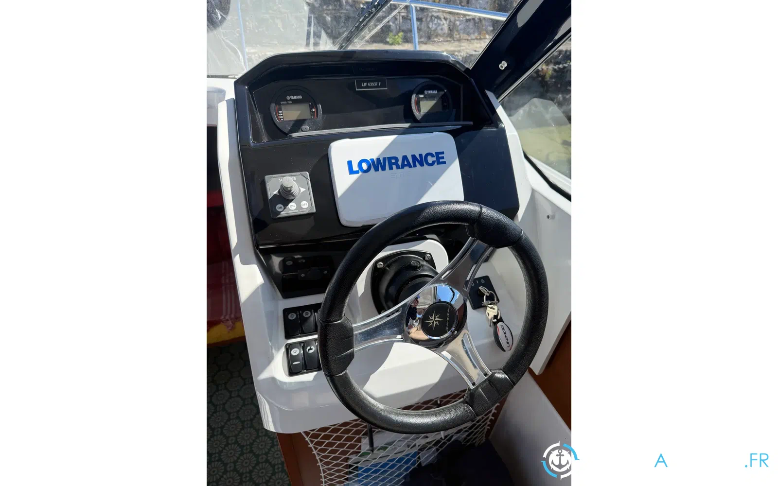slider 4 Jeanneau Merry Fisher 695