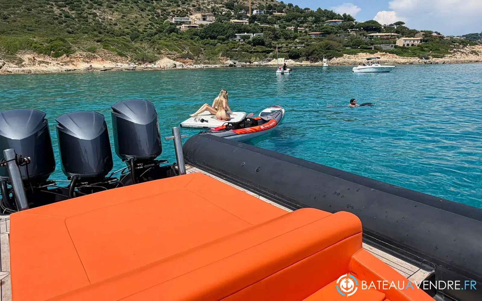 slider 6 Sea Water Phantom 400