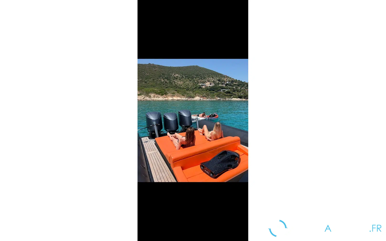 slider 7 Sea Water Phantom 400
