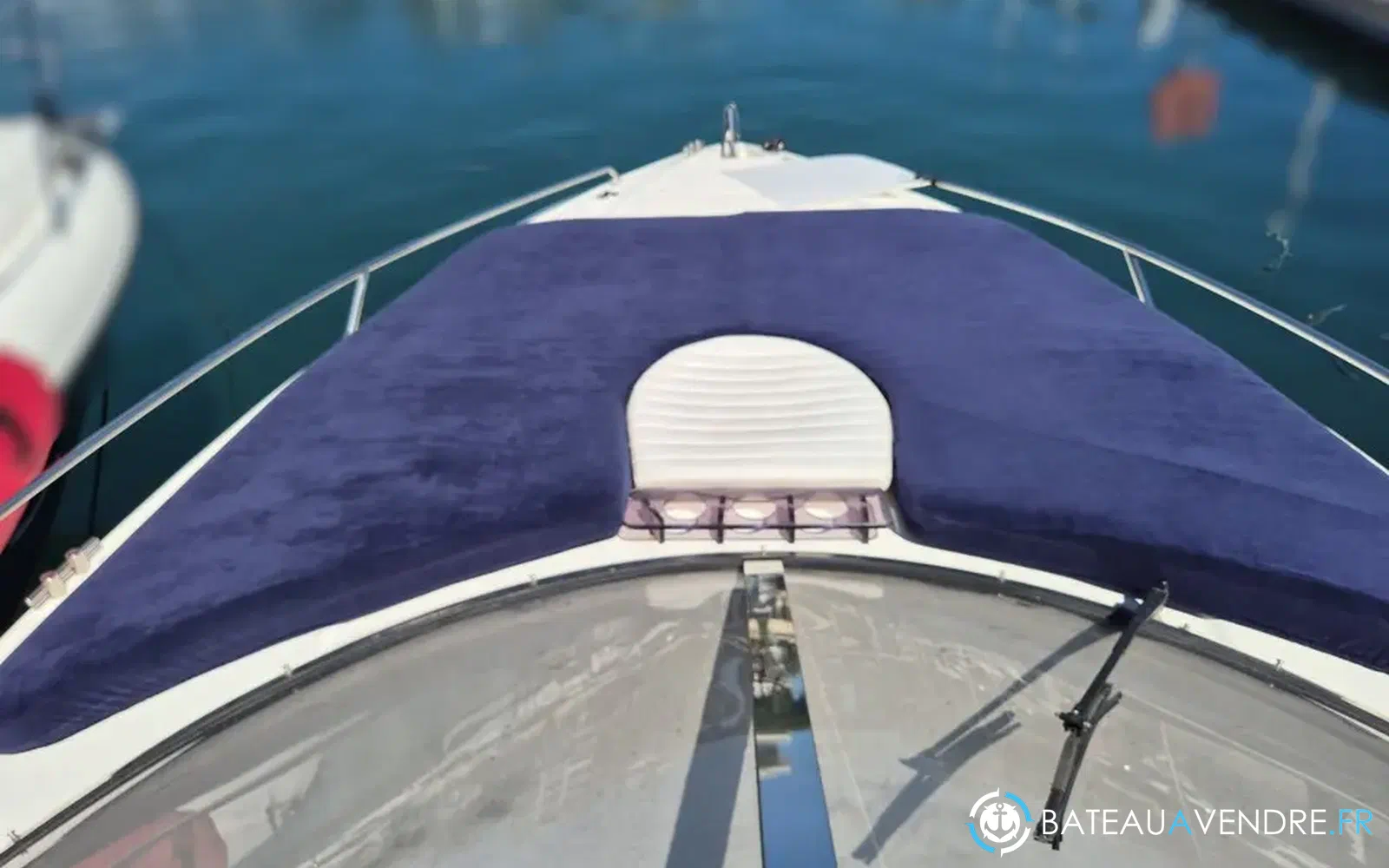 slider 11 Sunseeker Commanche 40
