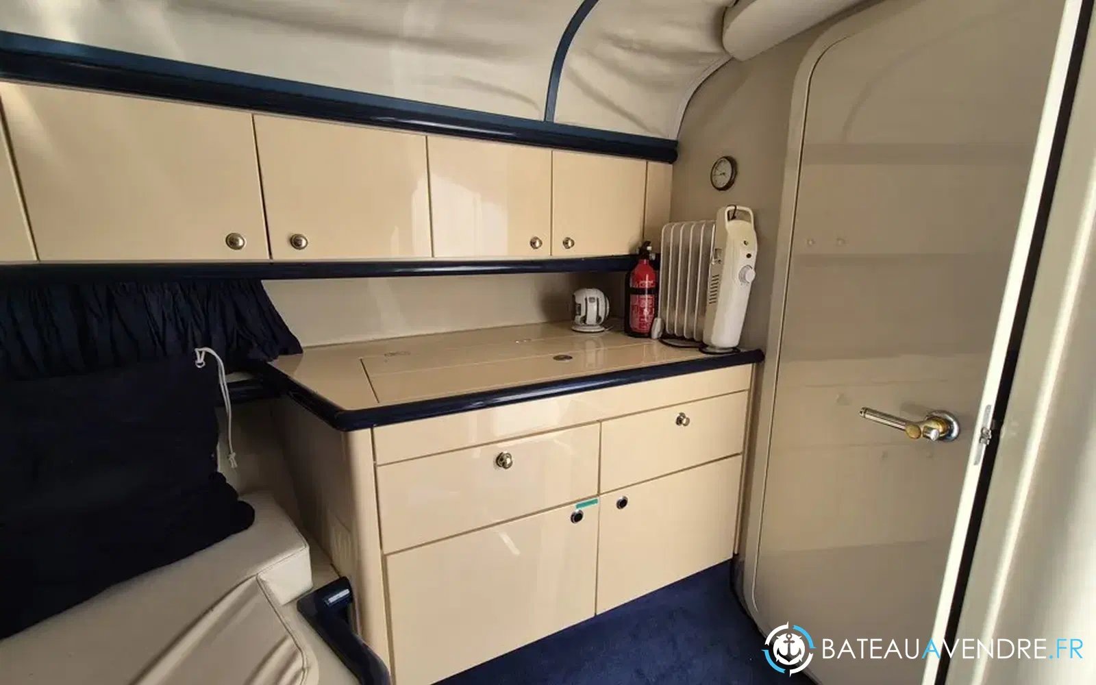 slider 16 Sunseeker Commanche 40